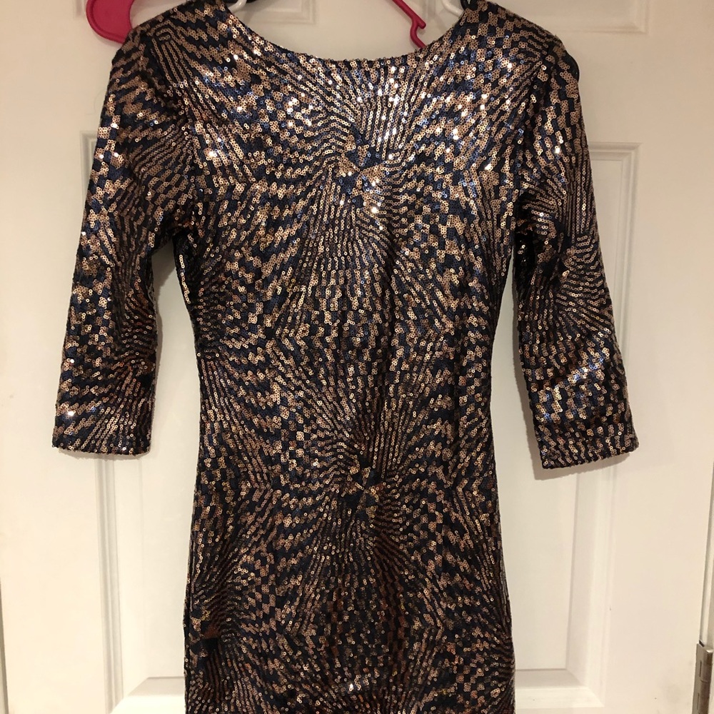 NWT Glitter party night out dress